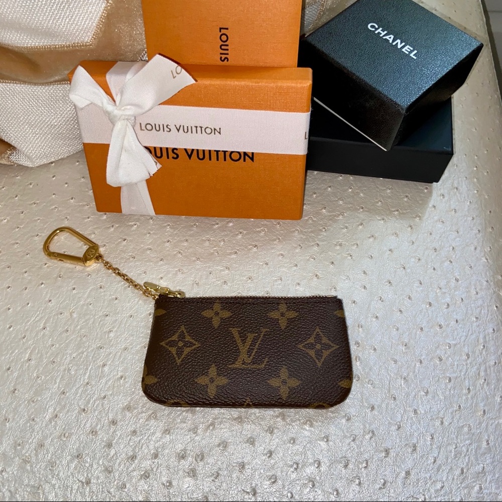 2020 Louis Vuitton Monogram Key Cles